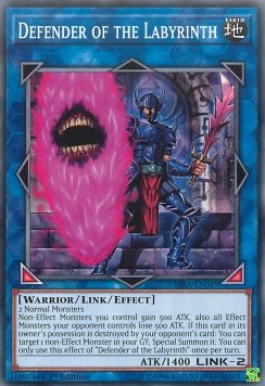 Defender of the Labyrinth - Rising Rampage (Common) [RIRA-049]